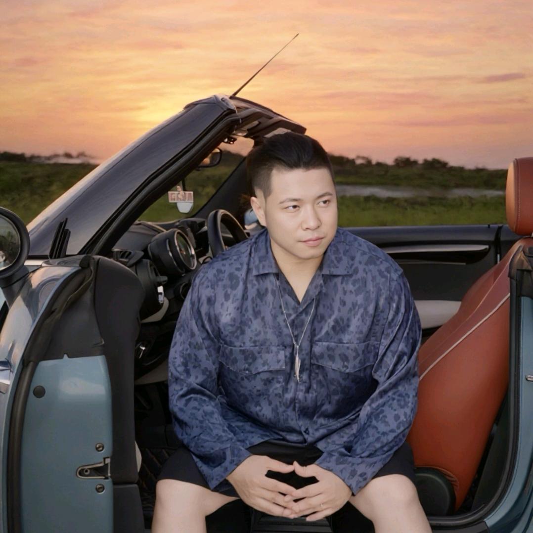玩车奶爸叁百