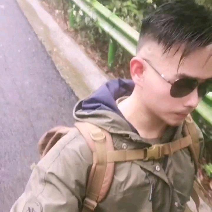 热爱运动啊富