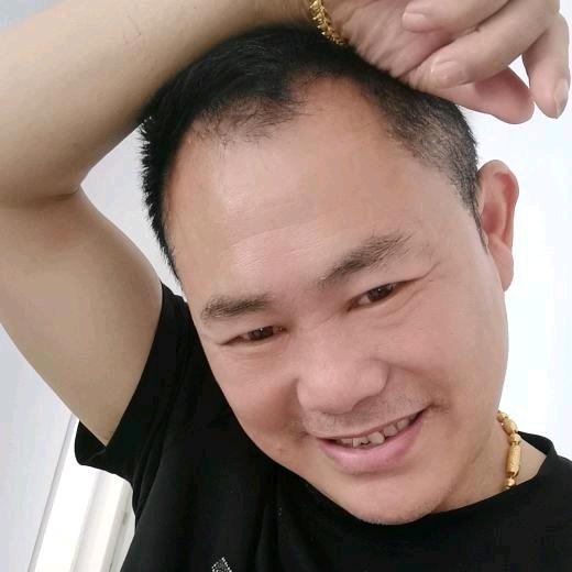 我是二哥请不要偷偷看我
