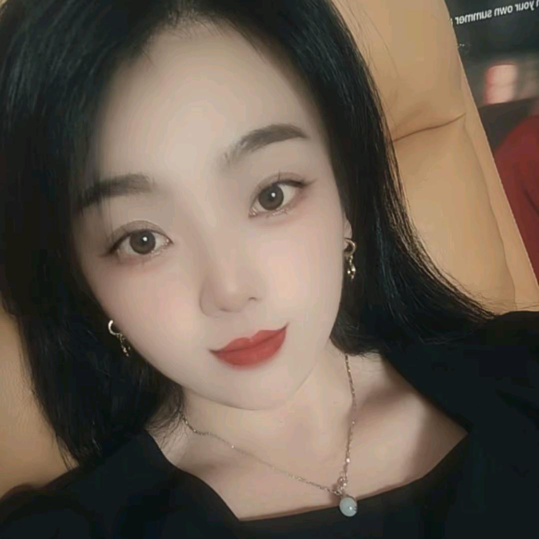 仁里欧衣尚女装《美甲美睫》招学员