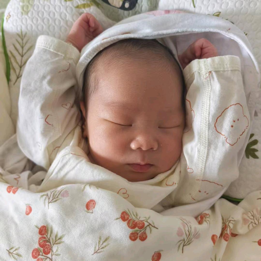 邓俊辰小宝贝