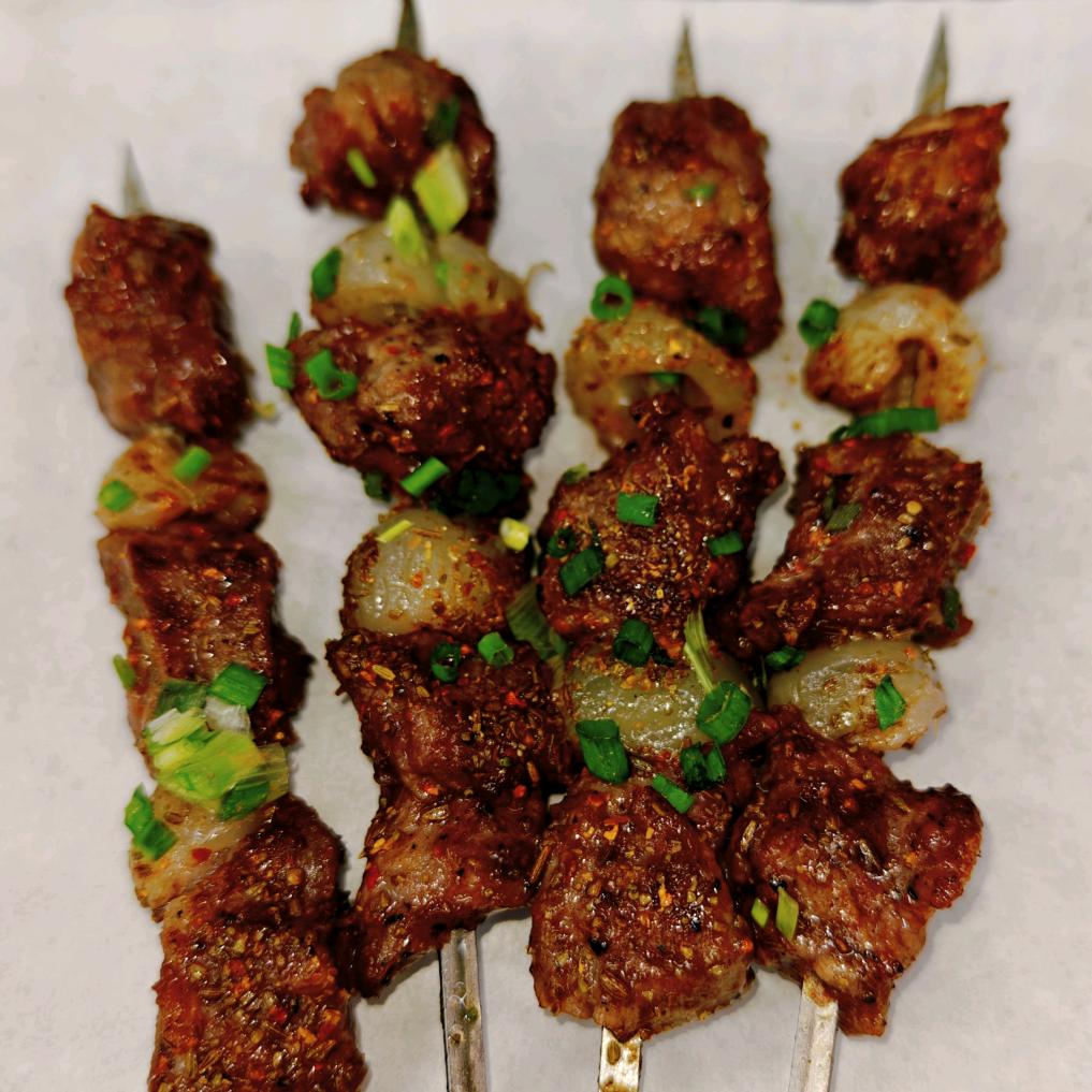 有钱要吃大肉串
