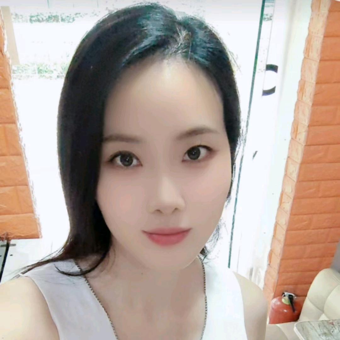 陈诺在武汉(老板娘)