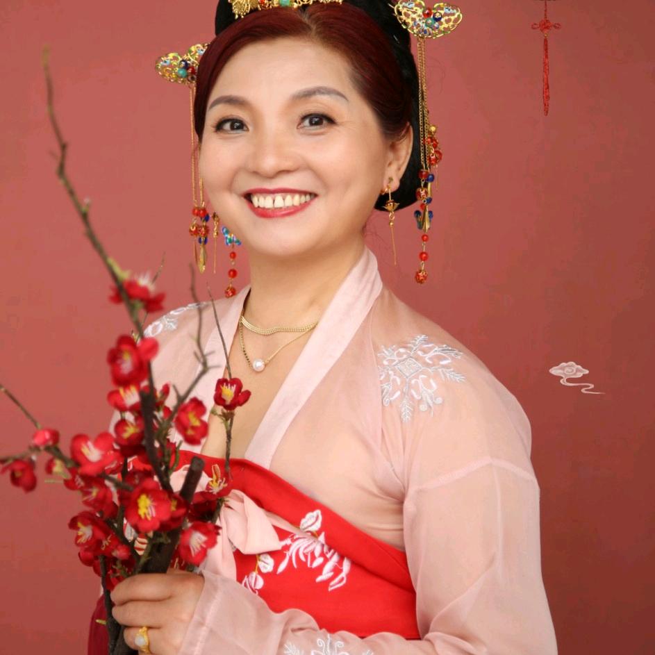 喜上眉梢红娘韩老师，祝家人们幸福安康。