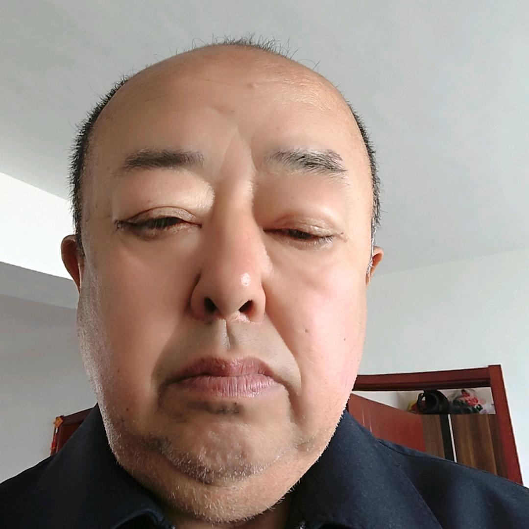 用户79853680