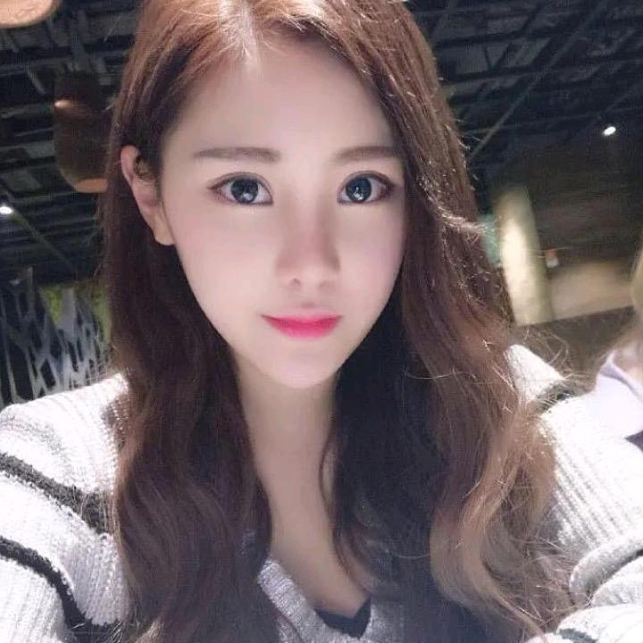 爱跑团的一一红艳姐姐