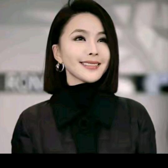 溶溶RONG RONG时尚女装