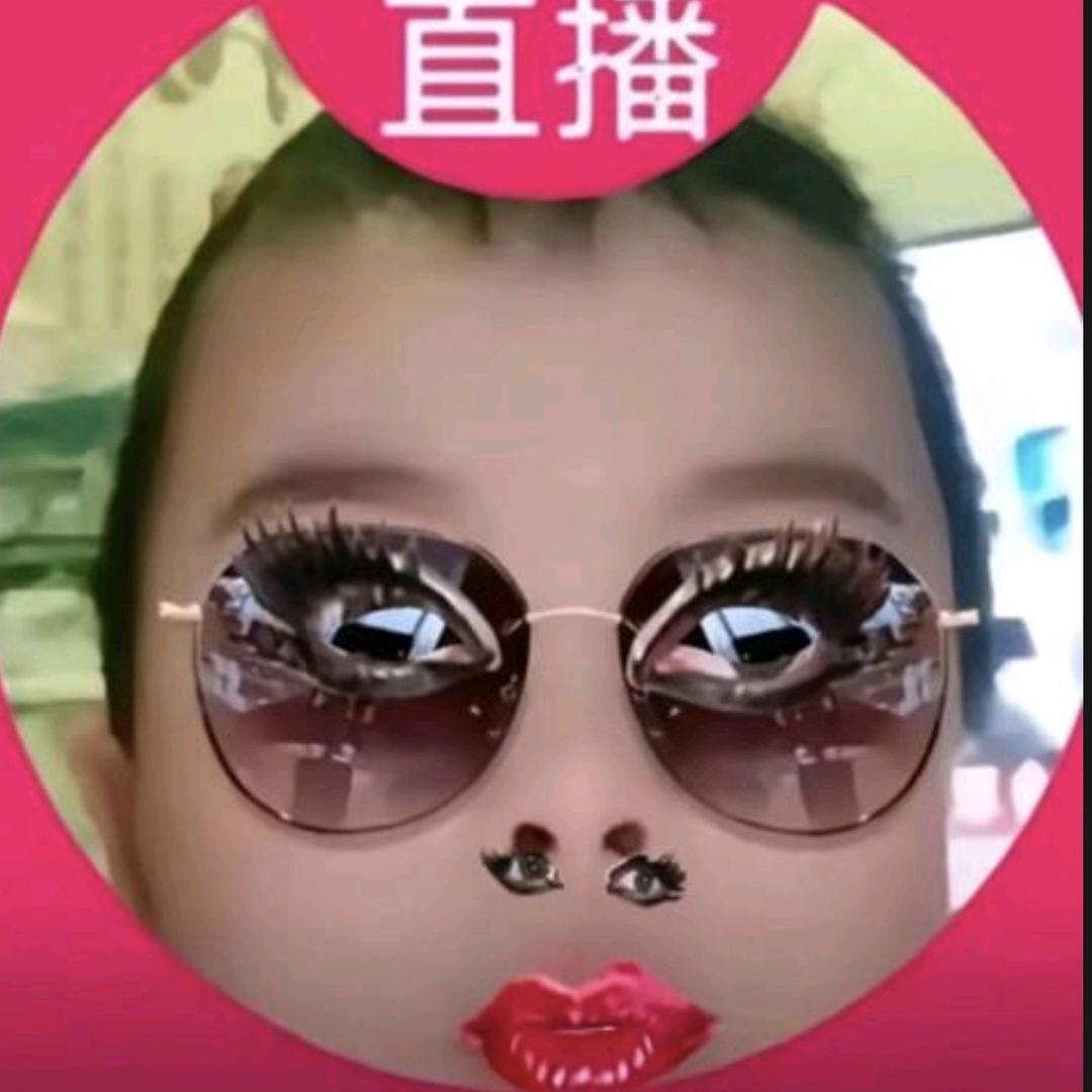 双重人格的学生党