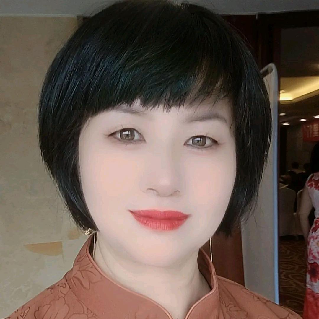 张纯语