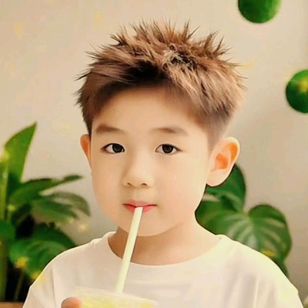 ໒ྀི雪儿小ᐝ 跟班ྀིა