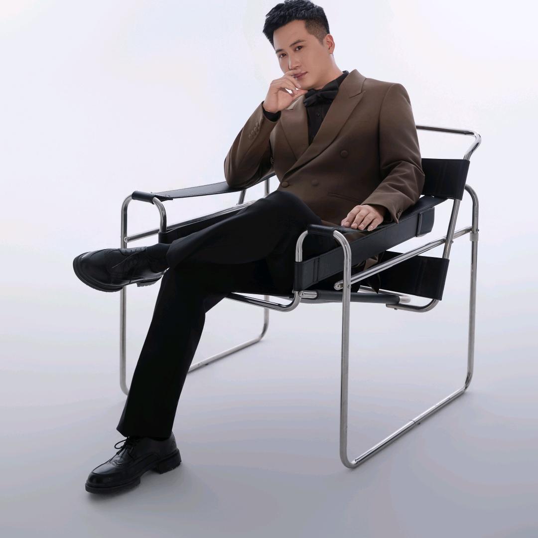 阿 林