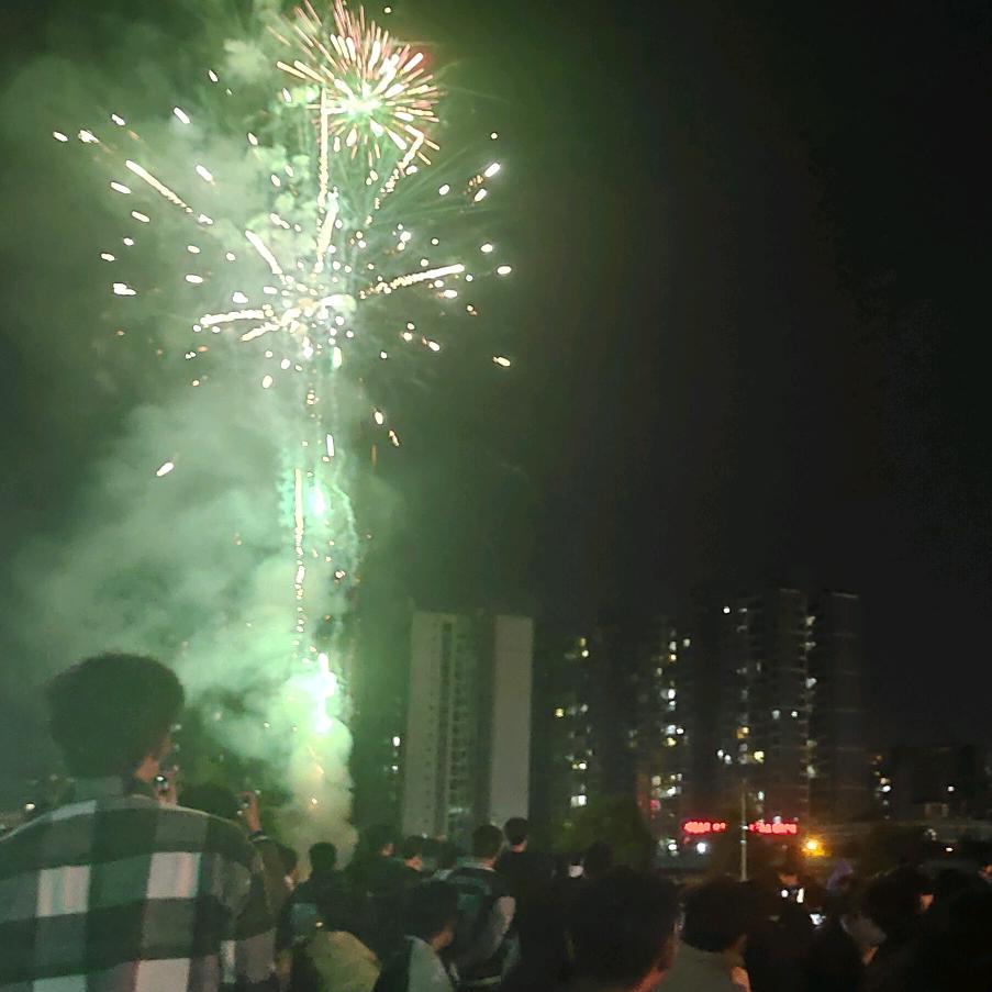 李别变恶（生活号）✧٩(ˊωˋ*)و✧