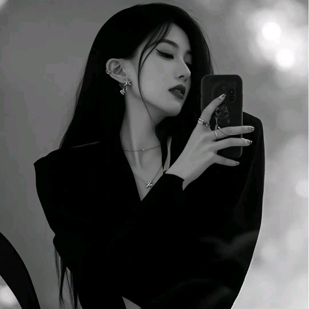 不语🍀