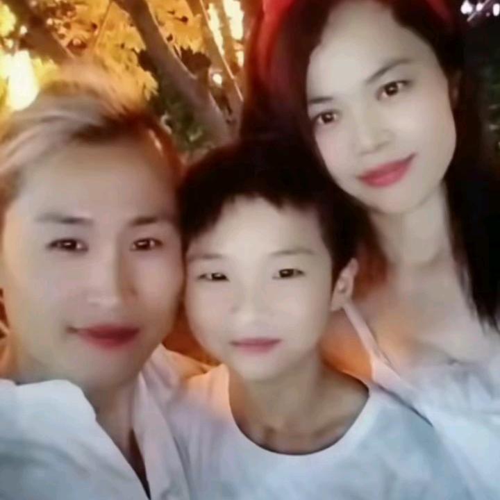 我是河南王鑫身边的夫人了😁😁