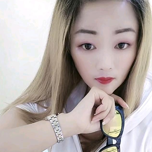 LᎭₑꦿ寶貝₅₂₀