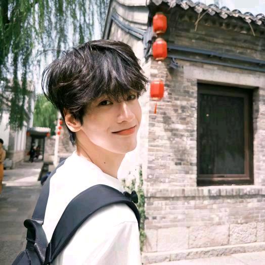 李殊凝✪