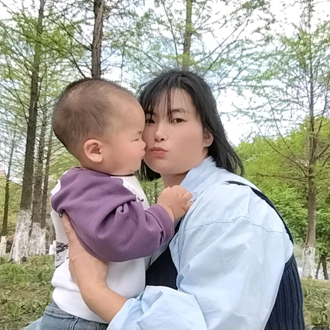 小芳吖