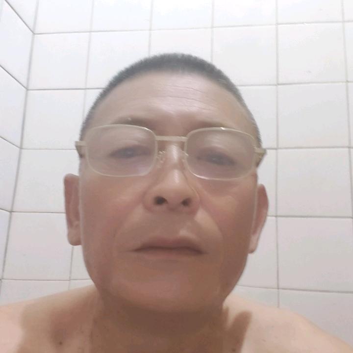 东山再起钻孔头像