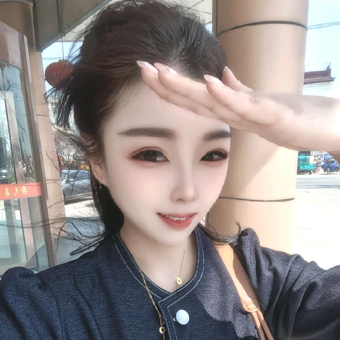 思思