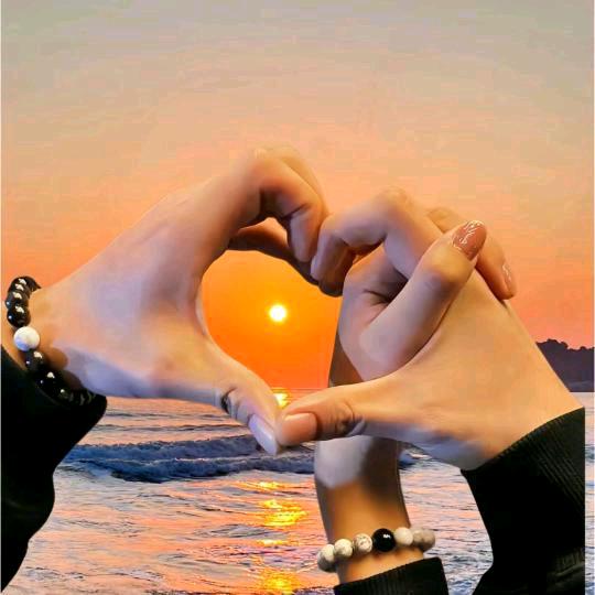 张宝：心情一束光明❤️