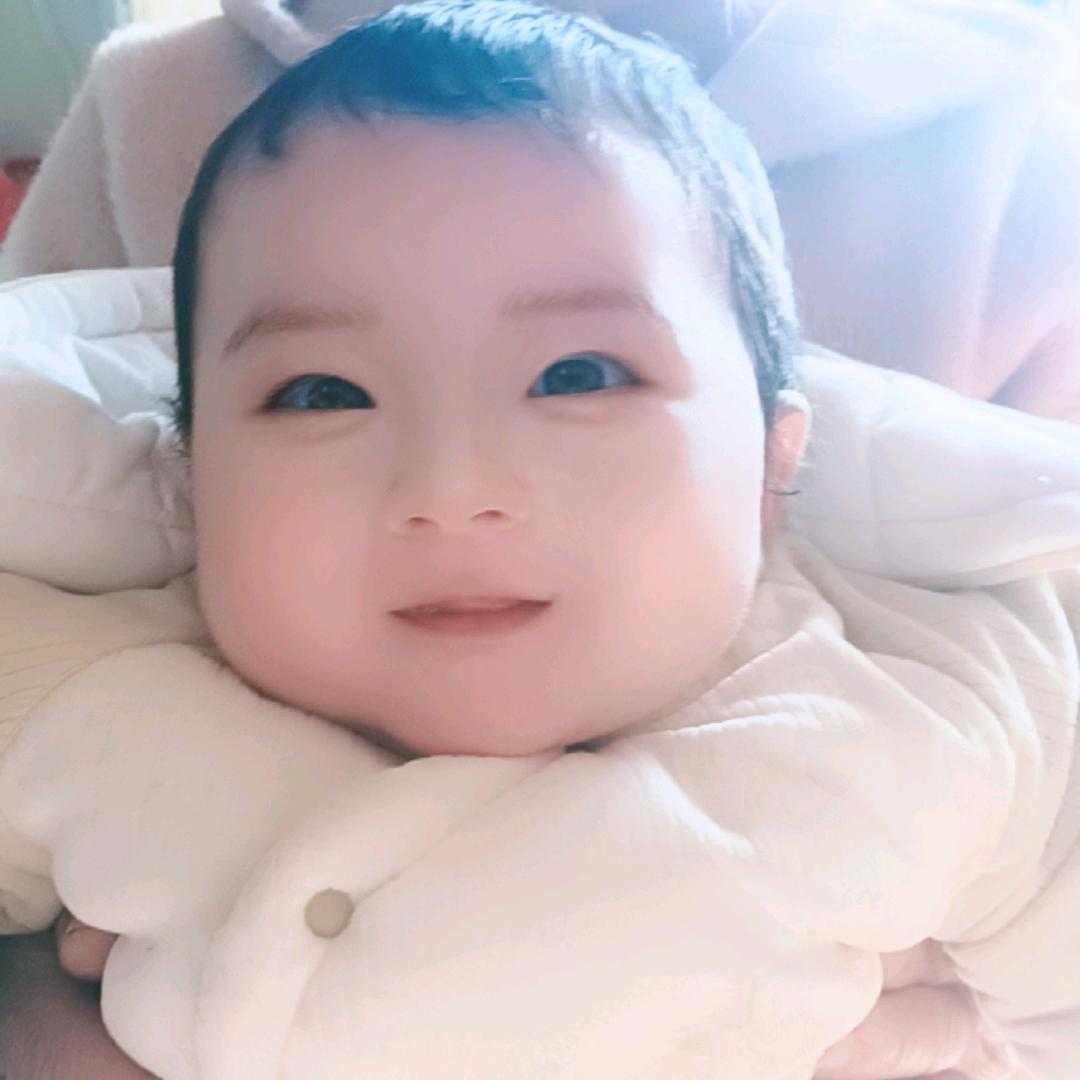 田秀英