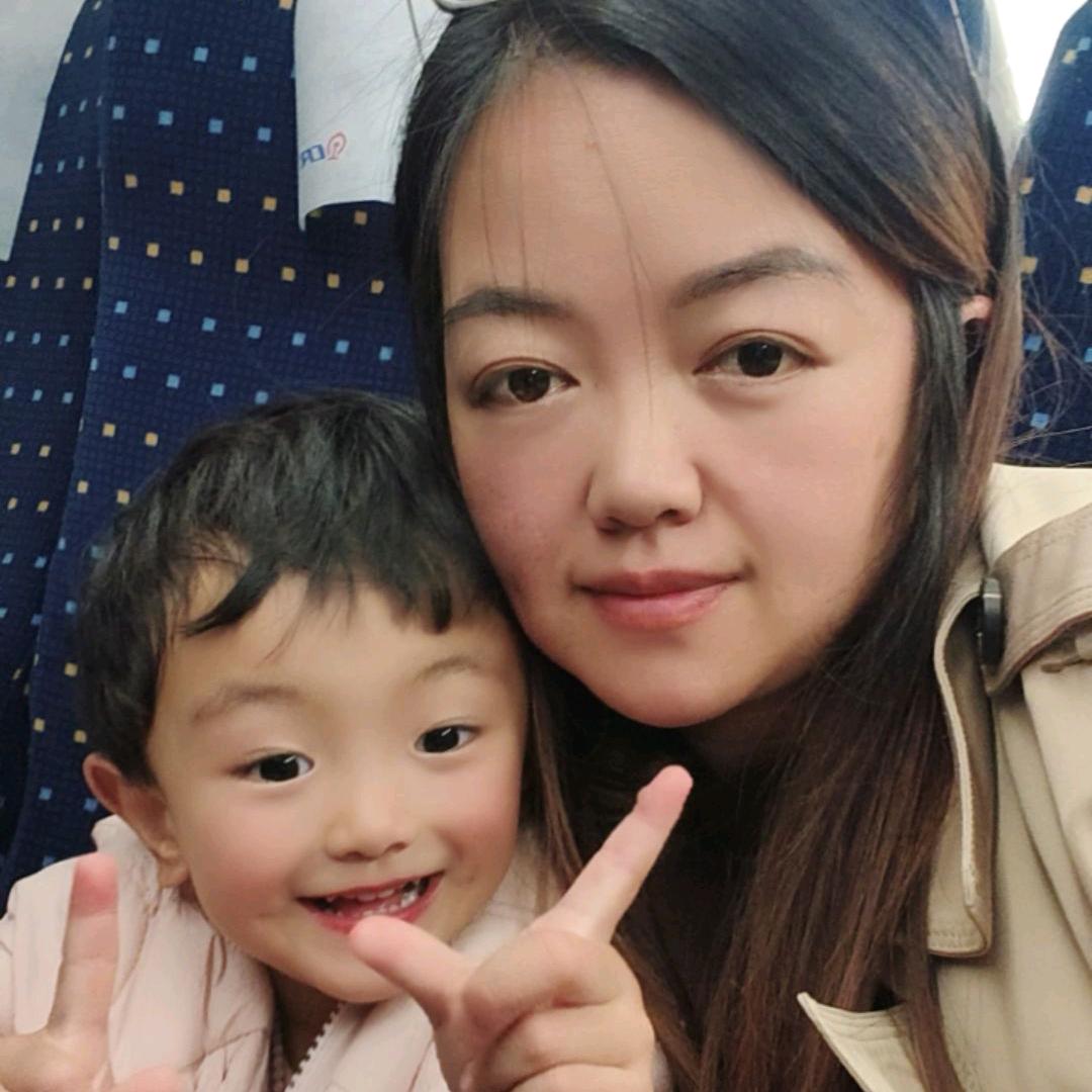 没有依靠的单身妈妈