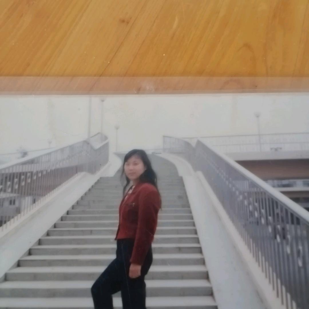 李英