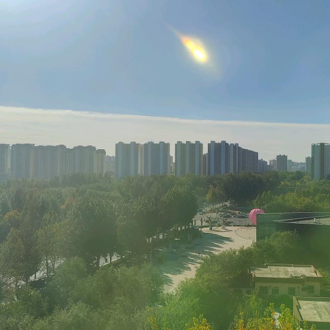 天是晴朗的