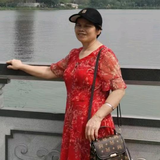 隆姐🌹🌹🌹🌹🌹🌹