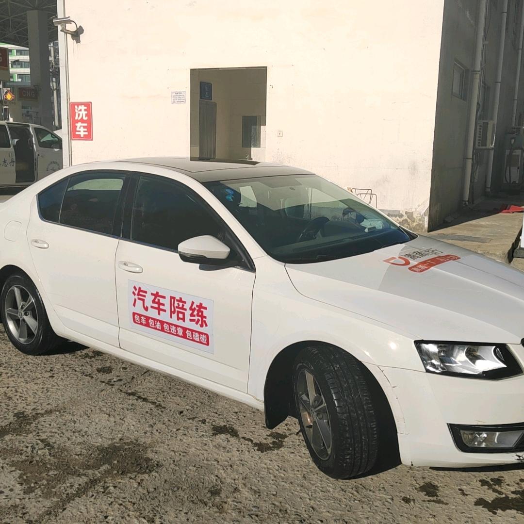 延安有证汽车陪驾陪练