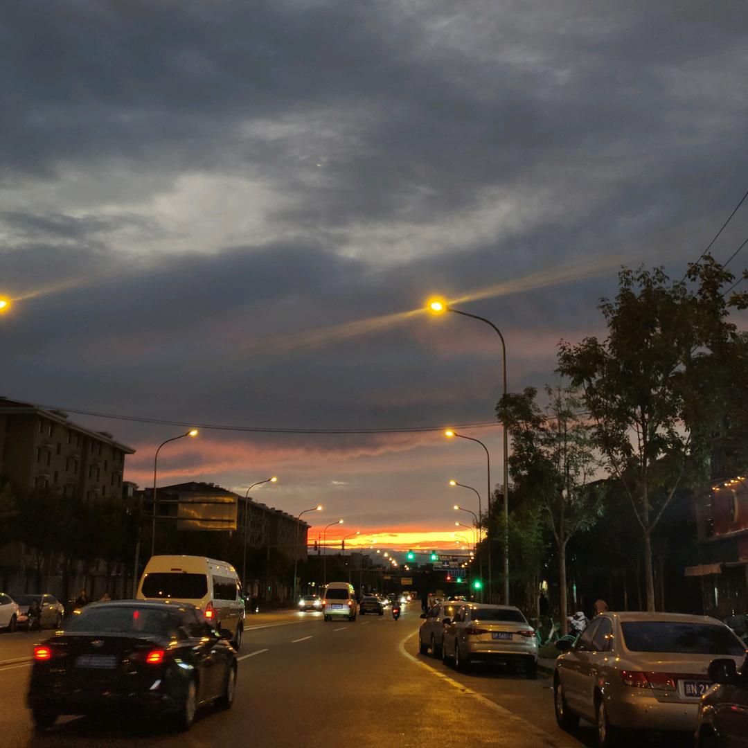 岁岁ᴺᴱᴬᴿ安 ʀɪᴄʜ富一日