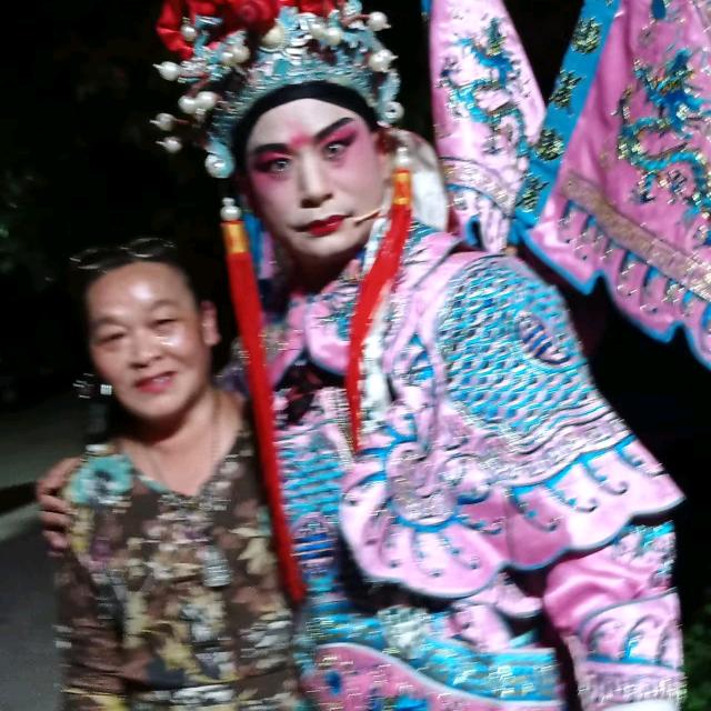 刘姐姐分盐康来謦养老院欢迎你