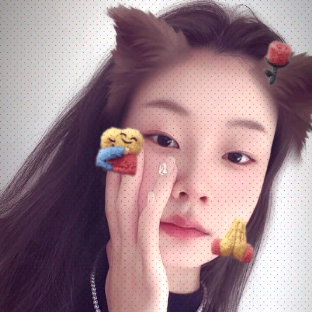 滕州万达卖珠宝的小姐姐