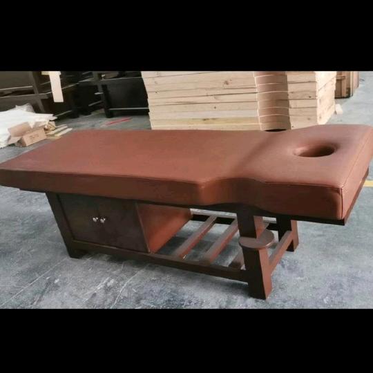 广州做按摩床老熊