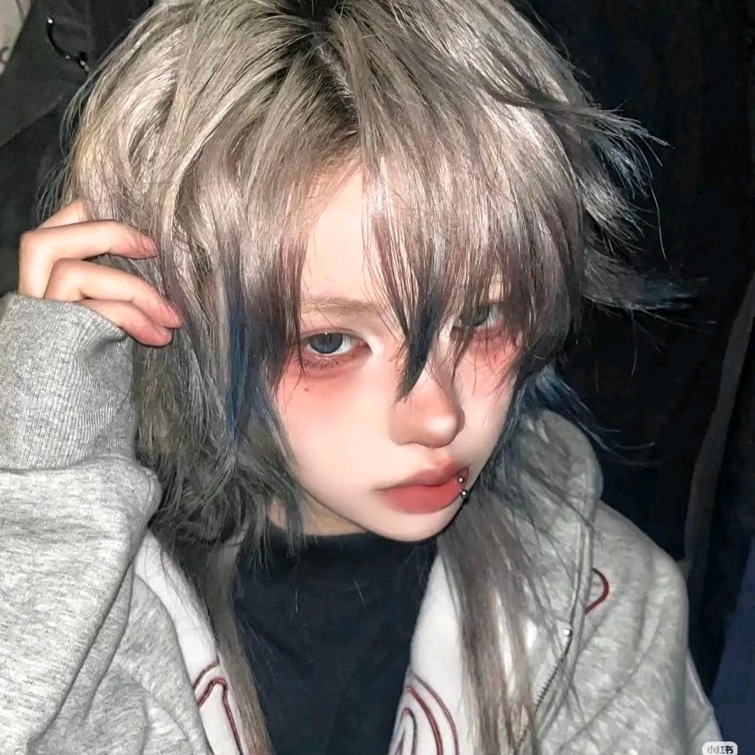 下猫猫雨不打伞🕊