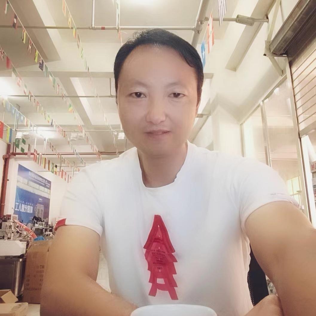 贴标机李哥