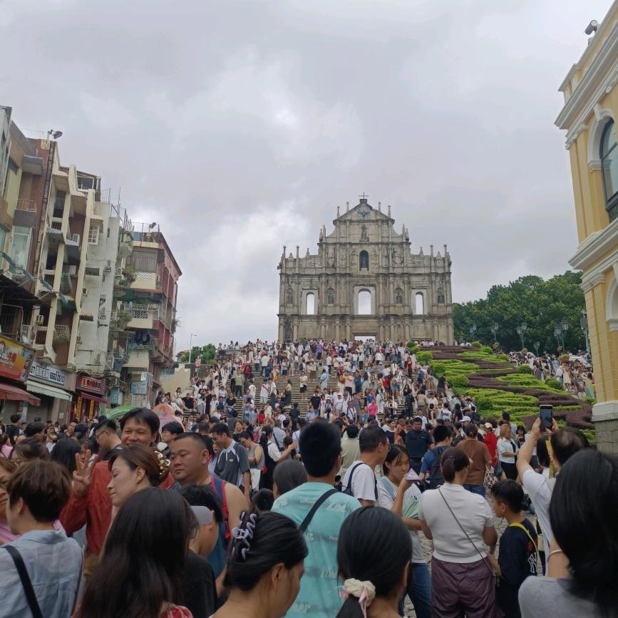 红星闪闪☘️☘️