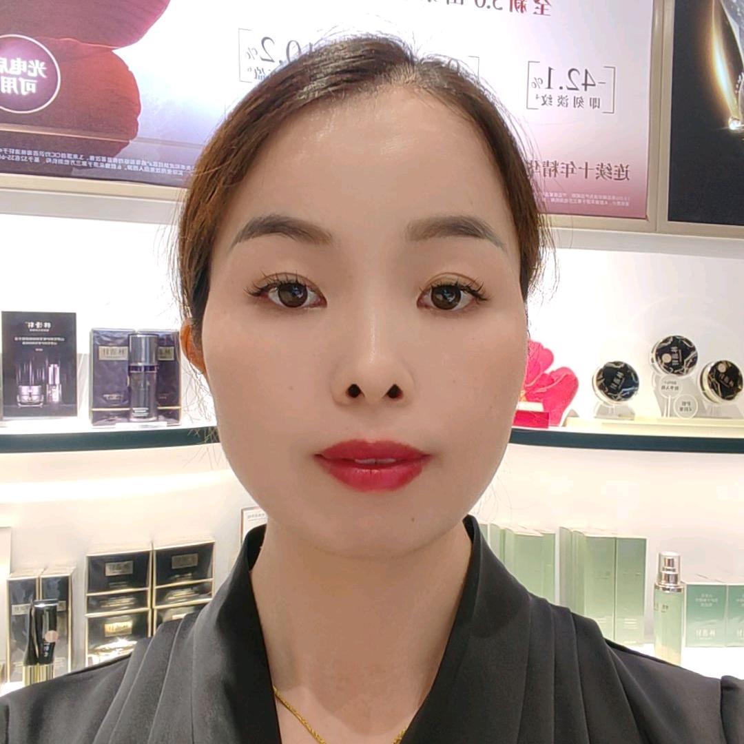 汉阳永旺林清轩贺娅