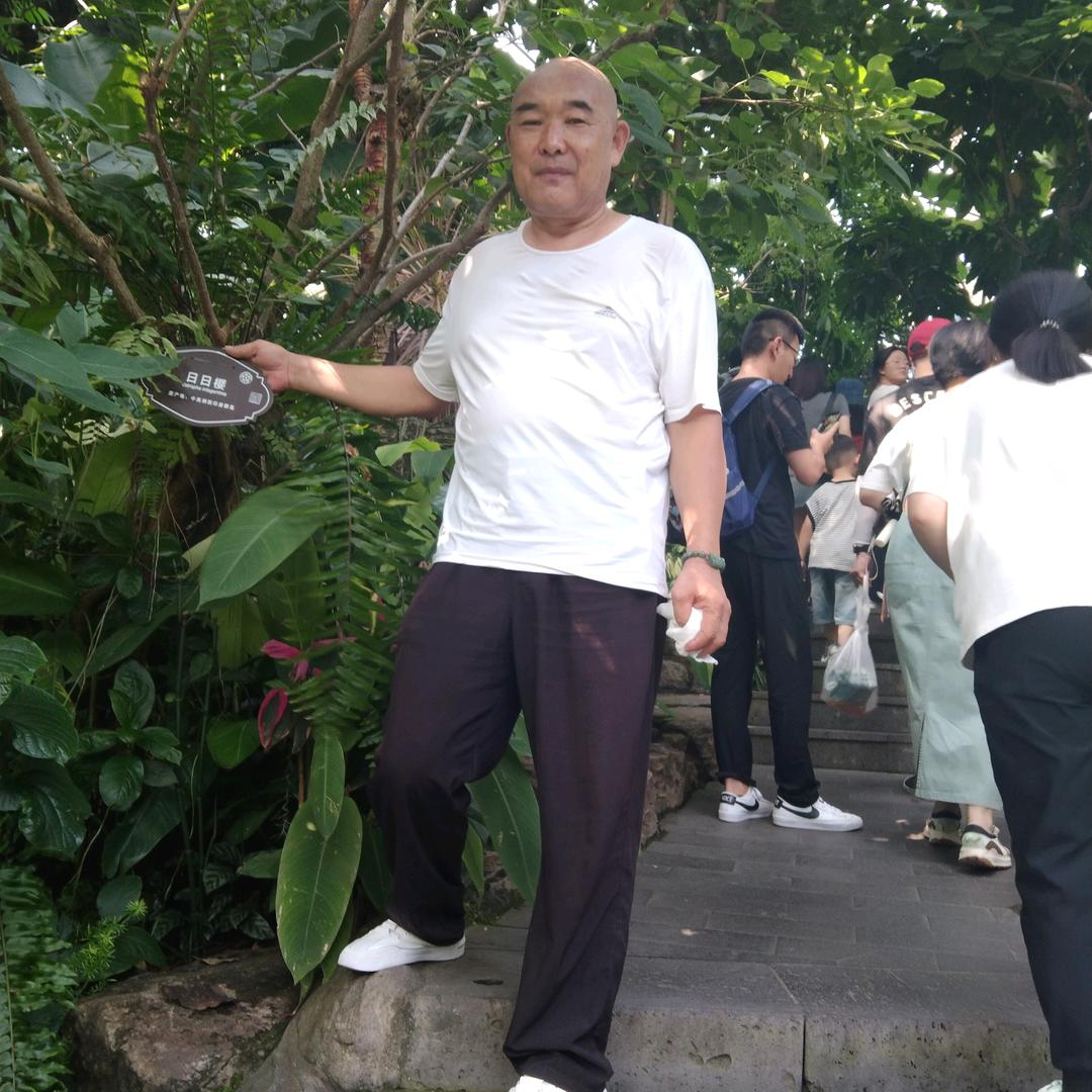 任村亮哥