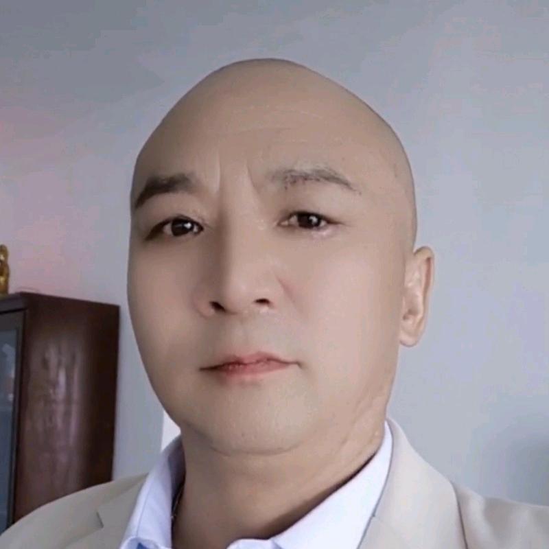 我只有坚强，别无选择！