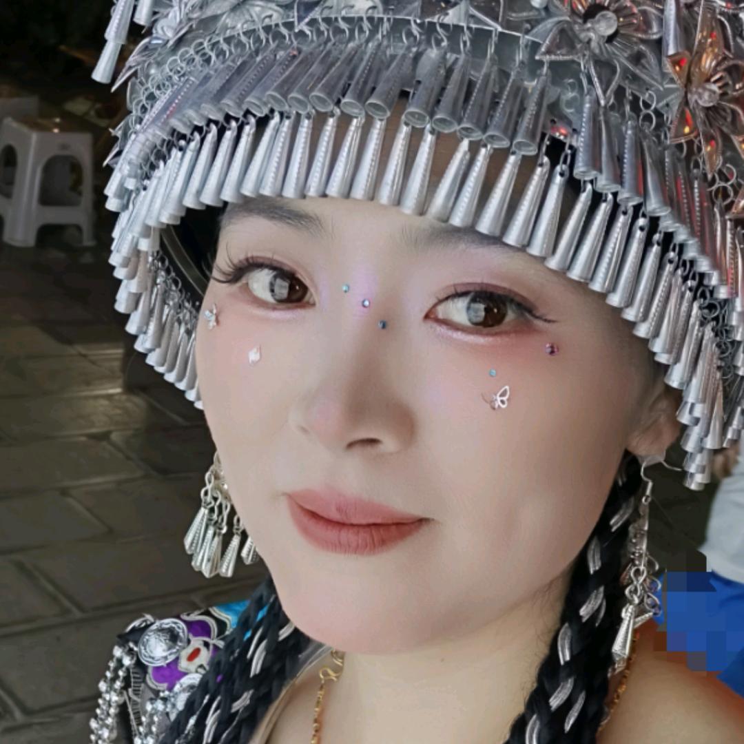 刘家艳艳