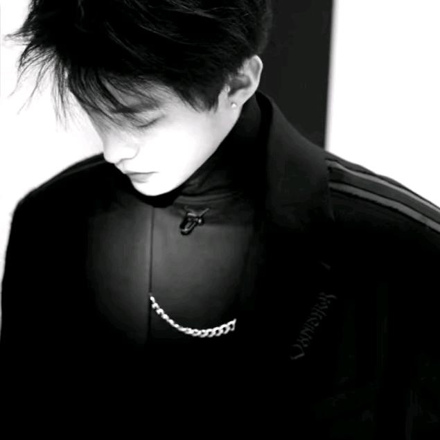 𝓠. 梵𝒻𝒶𝓃