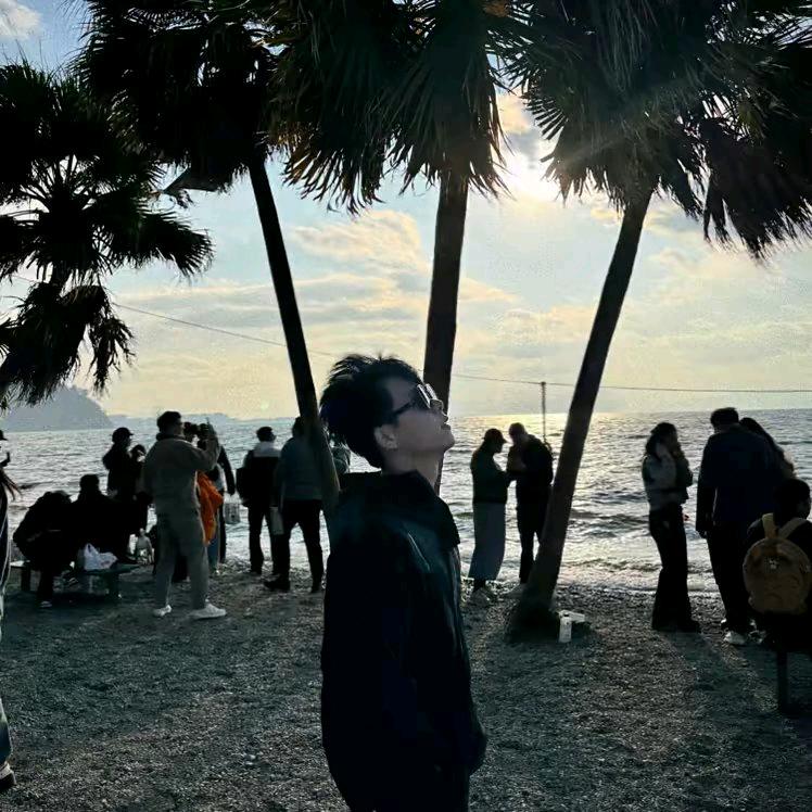 ༺ۣۖ浮ۣۖ༒ۣ尘ۣۖ༻