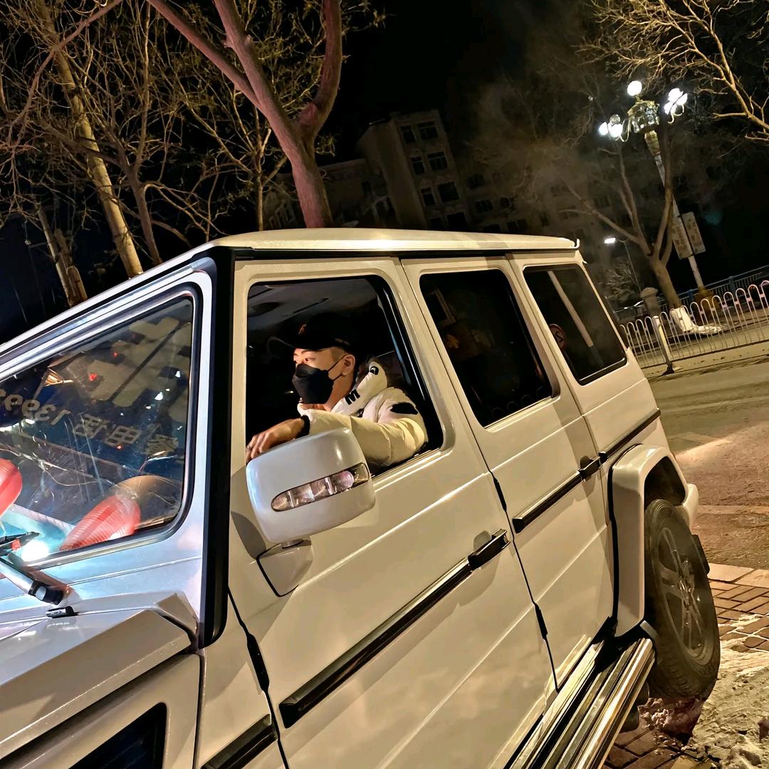 三十(豪车租赁)