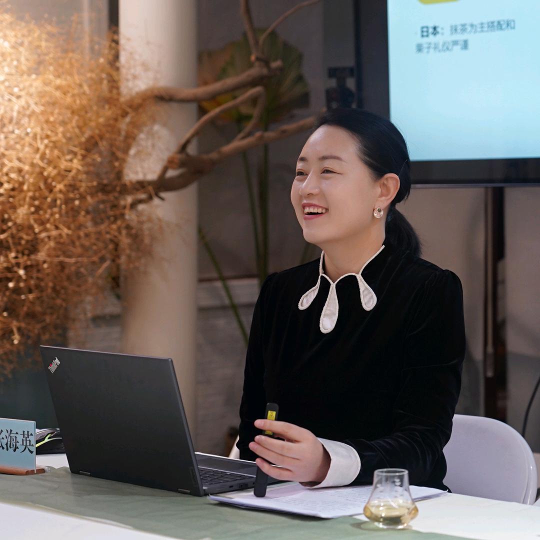 张琦英 （茶艺二级/技师）