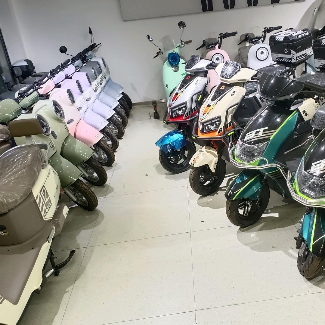 仁和小衡电车