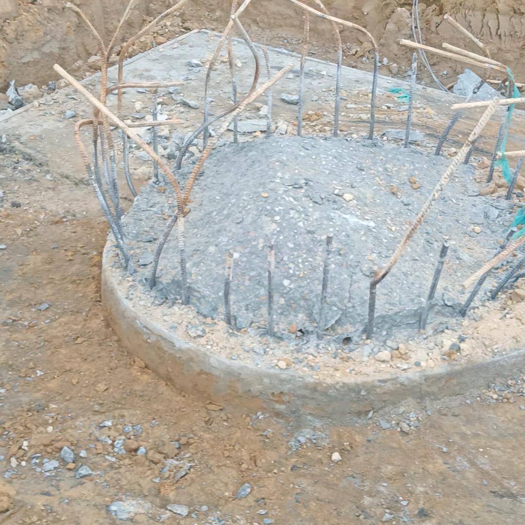 开州拆迁炮机破桩头小分队朱宗国