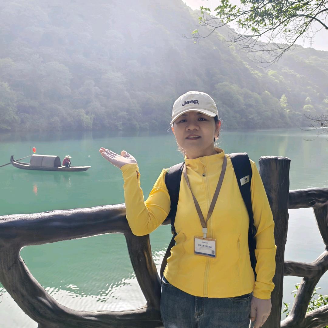 韶山红色讲解小彭