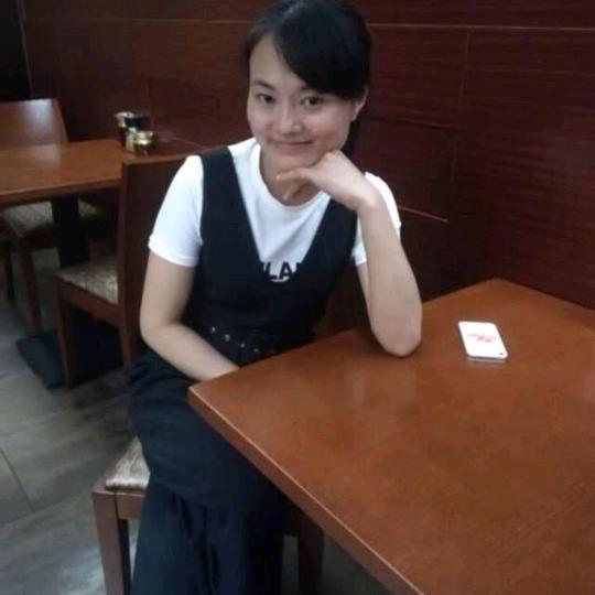 莉莉伊利液态奶厂商导购
