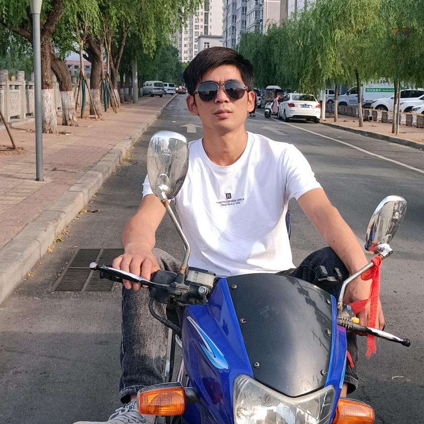卫二少爱一人